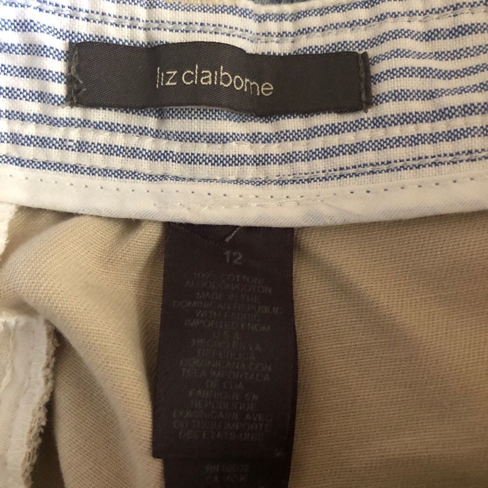 Liz Claiborne Size 12 Khaki Shorts! - Picture 5 of 5